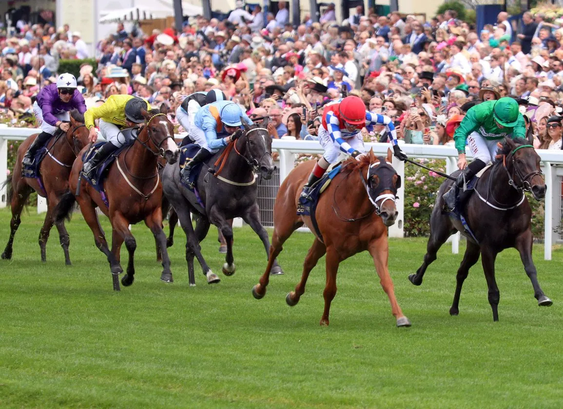 隆尚赛马场：凯旋门大赛的主场 - 欧宝电竞